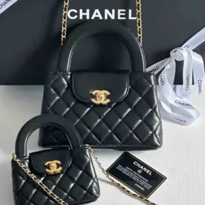 Black quilted leather Chanel Kelly bag - Luxury Master Copy Dubai