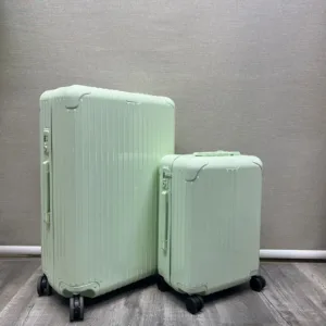RIMOWA